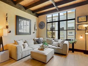 Undisclosed Address #ML82045621, San Jose CA 95128