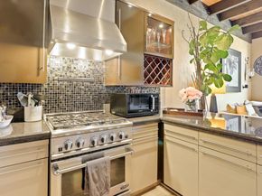 Undisclosed Address #ML82045621, San Jose CA 95128