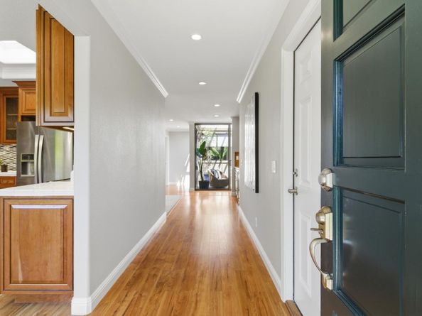 26 Deep Well, Los Altos CA 94022