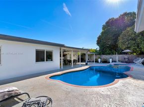 19542 SW 120th Ave, Miami FL 33177