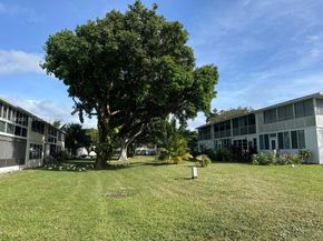 162 Westbury J 162, Deerfield Beach FL 33442