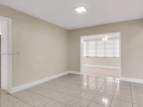 5300 Grant St, Hollywood FL 33021