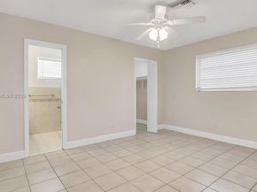 5300 Grant St, Hollywood FL 33021