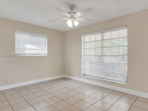 5300 Grant St, Hollywood FL 33021