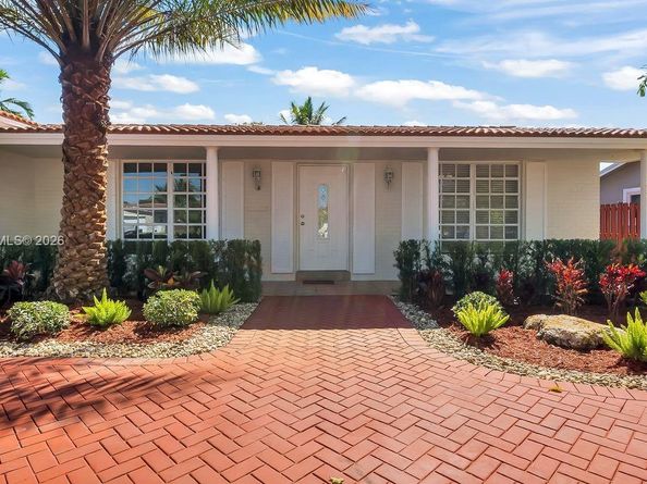 5300 Grant St, Hollywood FL 33021