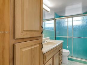 5300 Grant St, Hollywood FL 33021