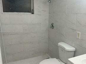 9453 SW 76th St S7, Miami FL 33173