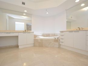 14951 Royal Oaks Ln 1609, North Miami FL 33181