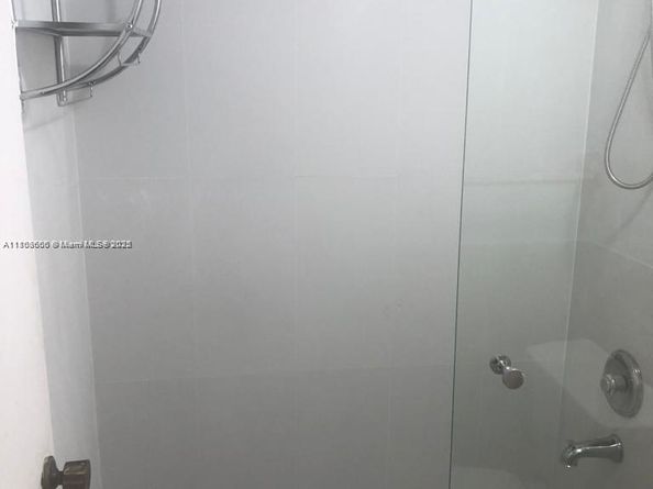 250 180th Dr 108, Sunny Isles Beach FL 33160