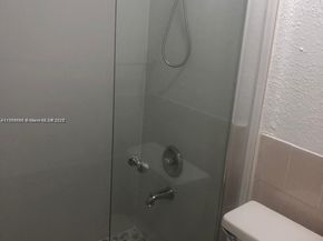 250 180th Dr 108, Sunny Isles Beach FL 33160