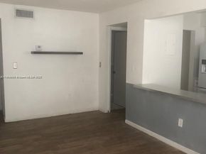 250 180th Dr 108, Sunny Isles Beach FL 33160