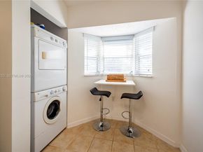 2151 NW 77th Way 203, Pembroke Pines FL 33024