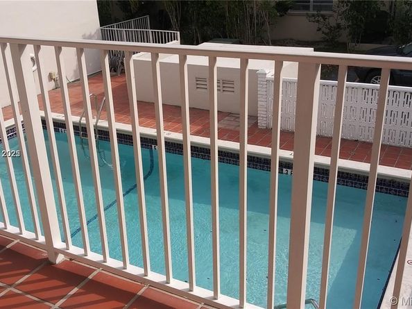 1235 Mariposa Ave 8, Coral Gables FL 33146