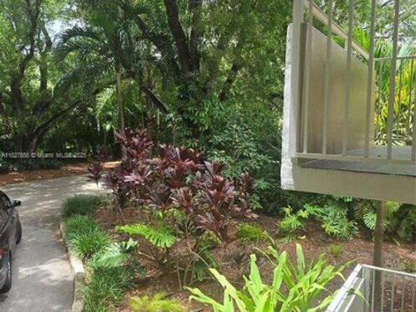1235 Mariposa Ave 8, Coral Gables FL 33146