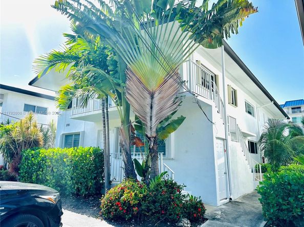 3751 NE 170th St 2, North Miami Beach FL 33160