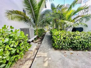 3751 NE 170th St 2, North Miami Beach FL 33160