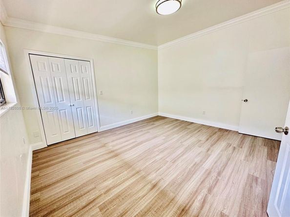 3751 NE 170th St 2, North Miami Beach FL 33160