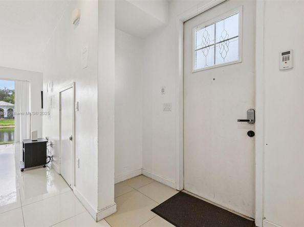 3563 NW 13th St, Lauderhill FL 33311