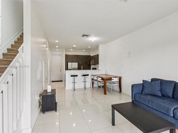 3563 NW 13th St, Lauderhill FL 33311