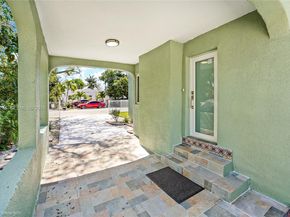 1139 NW 37th St, Miami FL 33127