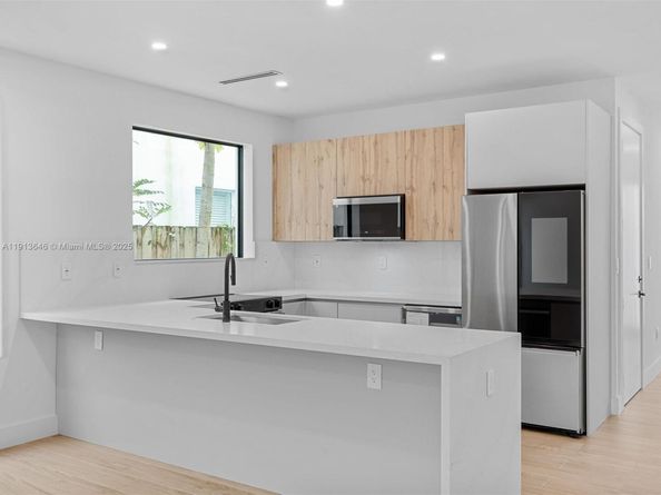 3616 Thomas Ave, Miami FL 33133