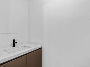 3616 Thomas Ave, Miami FL 33133