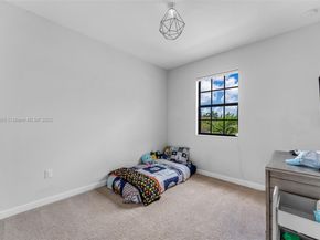 3763 SE 2nd St, Homestead FL 33033