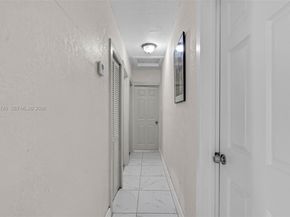 1522 NE 148th St, Miami FL 33161