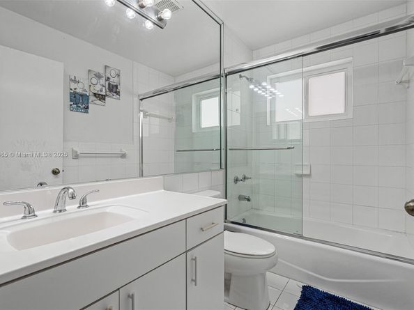 25053 SW 129th Pl, Homestead FL 33032