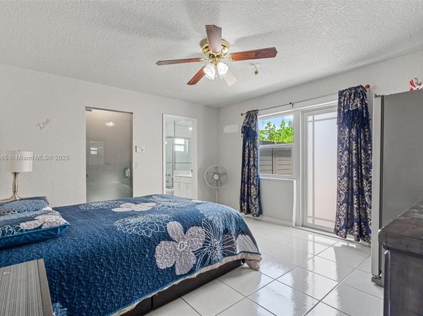25053 SW 129th Pl, Homestead FL 33032