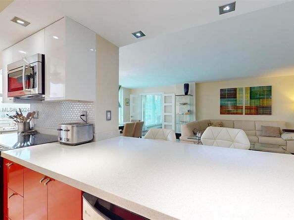 1912 S Ocean Dr 12C, Hallandale Beach FL 33009