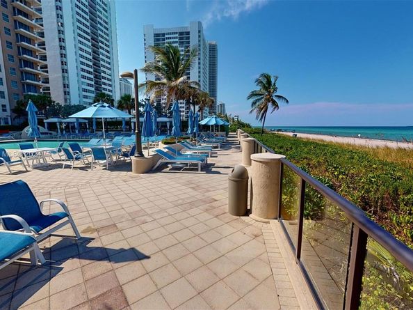 1912 S Ocean Dr 12C, Hallandale Beach FL 33009