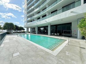 1600 NE 1st Ave 2816, Miami FL 33132
