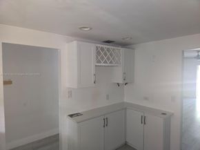 3361 NW 85th Ave 305, Coral Springs FL 33065
