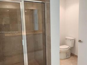 15051 Royal Oaks Ln 106, North Miami FL 33181