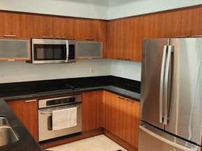 15051 Royal Oaks Ln 106, North Miami FL 33181