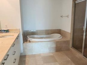 15051 Royal Oaks Ln 106, North Miami FL 33181