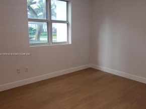 15051 Royal Oaks Ln 106, North Miami FL 33181