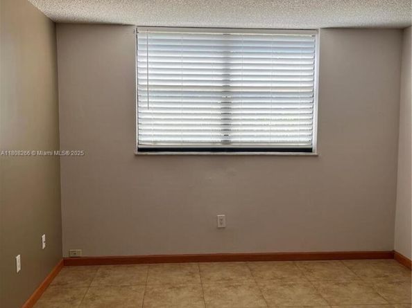 8004 SW 149th Ave C102, Miami FL 33193