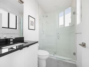 3174 Elizabeth St, Coconut Grove FL 33133