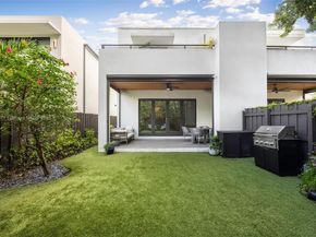 3174 Elizabeth St, Coconut Grove FL 33133