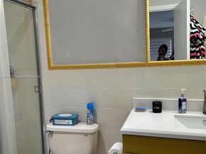 Undisclosed Address #A11672411, Miami FL 33193