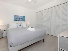 201 Columbus Pkwy, Hollywood FL 33021