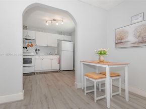 201 Columbus Pkwy, Hollywood FL 33021