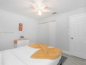 201 Columbus Pkwy, Hollywood FL 33021