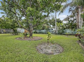 160 NW 34th St, Oakland Park FL 33309