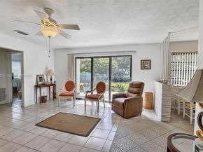 160 NW 34th St, Oakland Park FL 33309