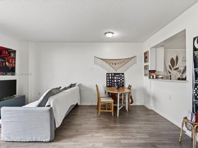 900 SW 8th St 505, Miami FL 33130