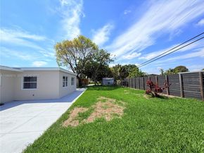 4731 NW 11th St, Lauderhill FL 33313