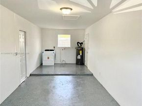 4731 NW 11th St, Lauderhill FL 33313